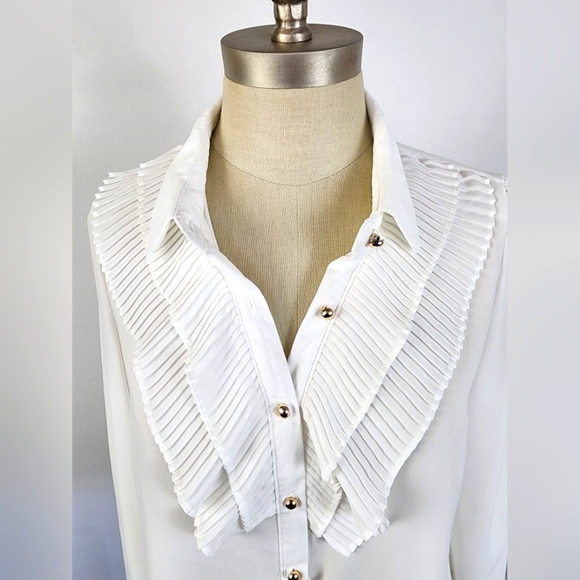 NWT Haute Monde Women's White Ruffled Sheer Button Front Blouse Shirt Top, sz LG - Picture 2 of 12